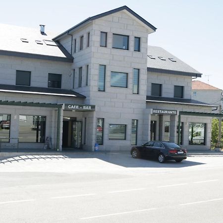 Hotel Bruma II A Gudina Exteriör bild